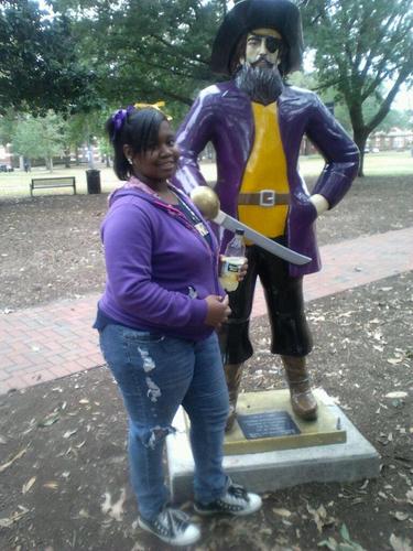 GiveMe_Bananas's profile picture. hi I'm Bob and I like bananas.. touch my beef jerky you will DIE: ) oan Idrunk the rest of the kool aid n took the last slice of pizza..gt over it