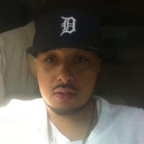 Trav83's profile picture. Too Deep For the Intro..    
✈I'm Clear For Landing✈