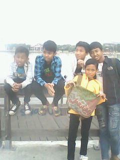 andrikaputra405's profile picture. 