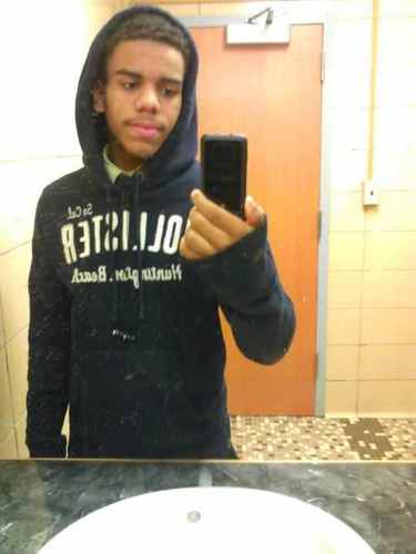 Fuck ah Bitch Since I Cant Trust ah Bitch follow my lesbian ass sista @I_Kiraabout_Chu mention her an she'll follow back :)