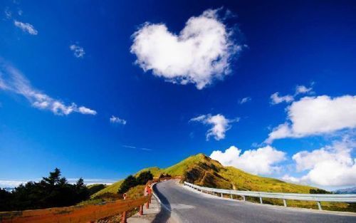 theshimlahills's profile picture. MY AIM IS TO MAKE INDIA AN IDEAL COUNTRY......TO MAKE COMMON PEOPLE WORH LIVING IN PEACEFULL ATMOSPHERE ....