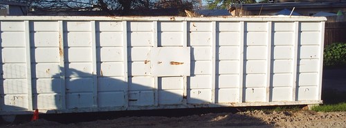 Dumpster Dudes offer junk & appliance removal. We offer roll-off, dumpster & debris bin service. We drop off trailers 4 u to fill with your junk. 619-264-8829