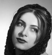 sxsfagemomo's profile picture. Prendi l'aspetto del fiore innocente, ma sii il serpente sotto di esso.  -William Shakespeare 
http://t.co/wi7gYUrXZL