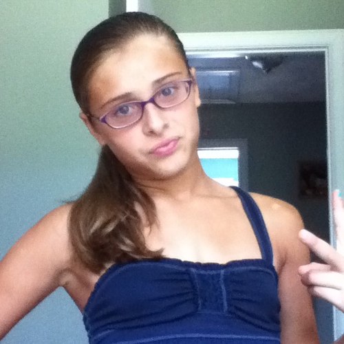 angelinasarmien's profile picture. i hate u and u and u