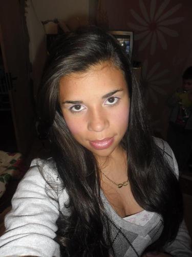 Não deixe que o motivo dos teus sorrisos escape. 
http://t.co/ft5ehT5niO