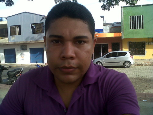 ESTOY INTERESADO EN CONOCER AMIGOS Y NOTICIA DEL MUNDO