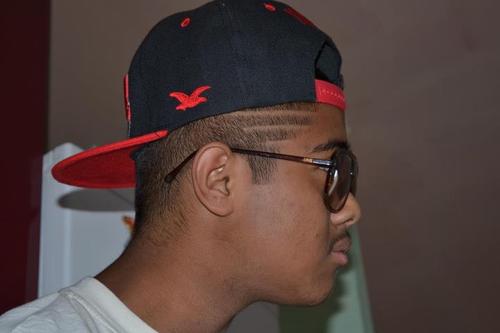I'm hustler baby, I just want you to known, but be who I'm. Follow me