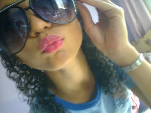 Naum ligo qe fallem deh miim , pois por mais qe fallem eu naum ligoh , vivo ah mnha vida do jeitoh qe Deus fez ... *---*
