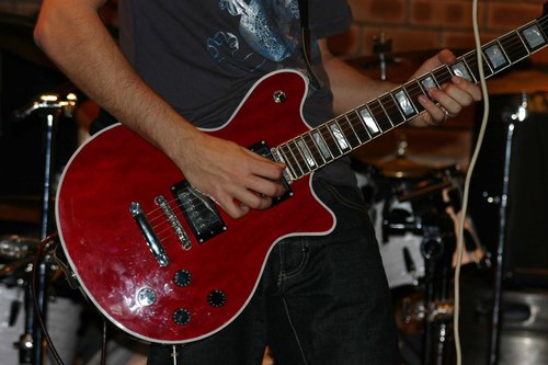 Guitarist for Skyuka.