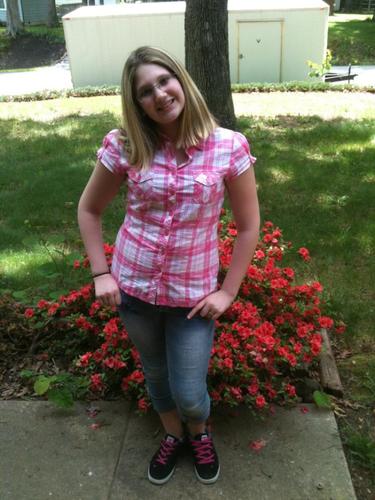 I luv to have fun and party with my sister @Hunterstevens01!!!!