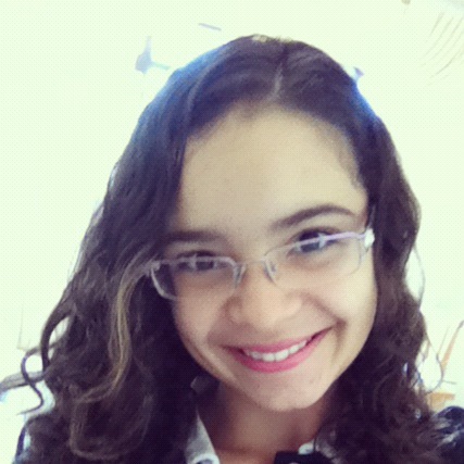Meu nome é Yasmin, tenho 11 anos, áries, tenho um blog de moda e sou uma swiftie. Sigo todos de volta!