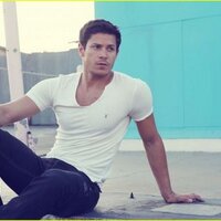 Paulie Lahote © ® ™ (@paulsexlahote) 's Twitter Profile Photo