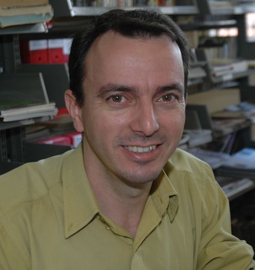 ginel_flores's profile picture. Jornalista de formação, professor Universitário das disciplinas de Produção Publicitaria em TV, Jornalismo Digital, Fotografia e  Dir. de Comunicação Empregame.