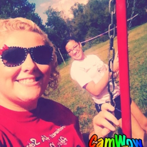 jewettashley's profile picture. 