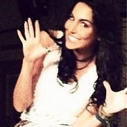 Vou Dizer te levoo em meu Coração eu presciso sempre ter por pertoo esse seu olhaar que me traz o sool.. ♫ ♬ ♪ ♩