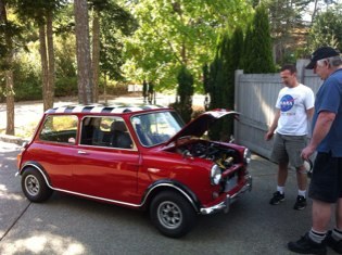 AdrienneEleen's profile picture. 