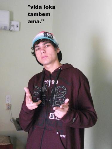 entaum vem na minha que tu vai te apaixona e pah sou top de linha muleke do tipo A