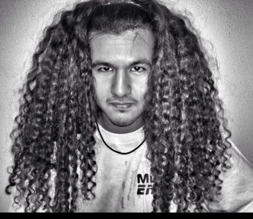 chuyg92's profile picture. Lol might be a man of few words but in my mind ive lived a thousand lives haha! #teamFULE'I haha!