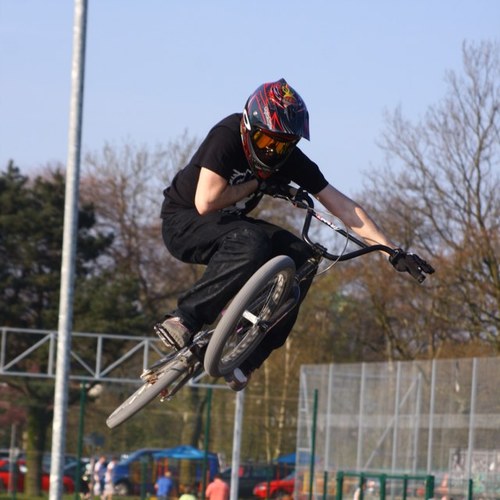 Ross_Bmx's profile picture. head over wheels, bmx racer, office job