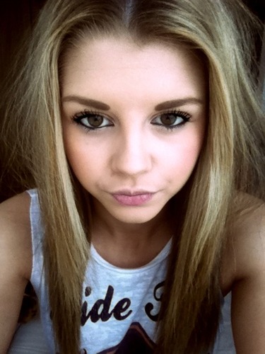 AdaHaward's profile picture. ''Dreams are today's answers to tomorrow's questions''♡ Actress/Model.