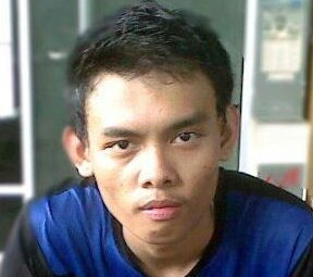 Ayas AREMA (Arek Malang). Yang mau kenal silakan DM. Lokasi di Klayatan Gang 3, Kec. Sukun, Kota Malang, Jawa Timur.