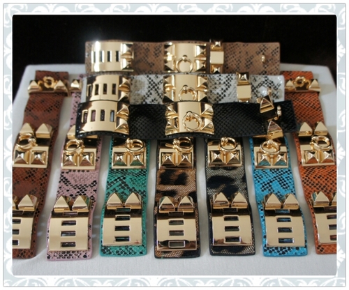 Fb :Trend Guide. email : fullofstyle@yahoo.co.idNecklaces,Ring,Bracelet,Belt,etc Order : BBM 26AF5785, SMS/Whatsapp 081315732966
ig : @trend_guide02
