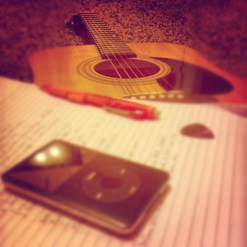 THe_Brokenkings's profile picture. a small band who's music is a very wide variety, from country to rap...legit we do everything so follow and support us please&TY :)