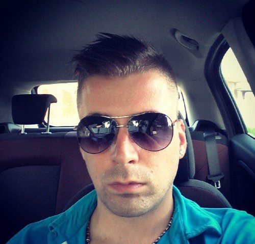 lipcseisandor's profile picture. Vállalkozó, számtechtanár. Bulizás, edzés, peca, póker, filmek.