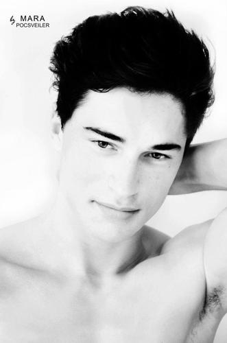 GogaJoann's profile picture. 