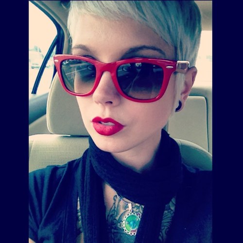 saraxmills's profile picture. sort of a big deal, but really not really.