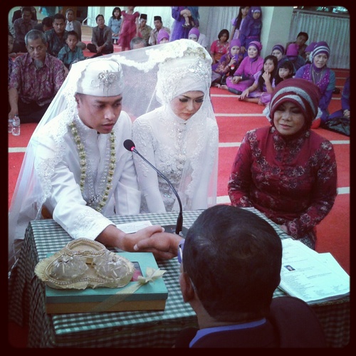 aan_fatimah's profile picture. a mother :D