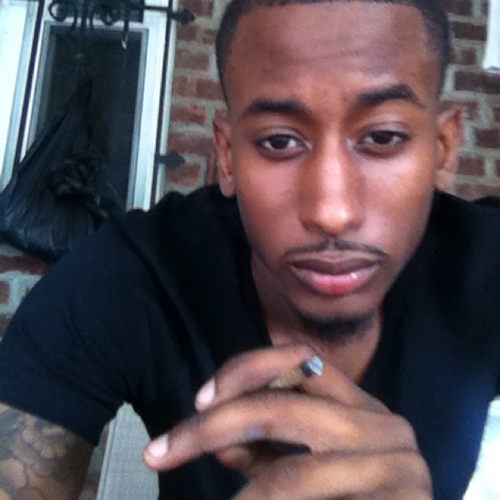 GBOYWILL's profile picture. U niggas too busy tryna fit in I'm happy bein different