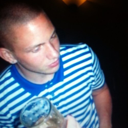 dandurks's profile picture. No one told us it were fancy dress