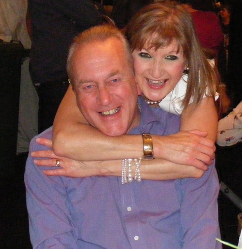 Female, Married 2 blues fan,dancing professional,along with other tasks in life-owners http://t.co/fM3A6OC08O, Wolverhampton Wanderers Fan, owch!