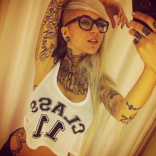 xItsLaceyKBU's profile picture. Back up for @xLaceyKURH (: