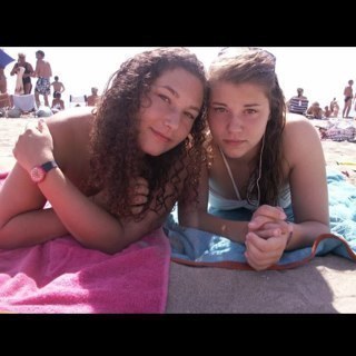 ALeporace's profile picture. Mieux vaut réaliser son souhait que souhaiter l'avoir fait.
Woody Allen. ★