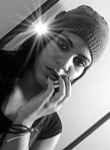Tenho 15 anos, Namorando, sou FLAMENGUISTA com orgulho;)
Orkut:  http://t.co/ZeHePm4s2W
Msn:gabyoficial1@hotmail.com
add todoos no msn. bjs..