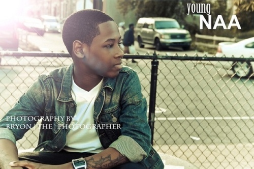 FANPAGE for a boss named Naa ( @RealYoungNaa ) haha follow him #TeamYoungNaa follow us @YoursTruelyTink @_OnlyT