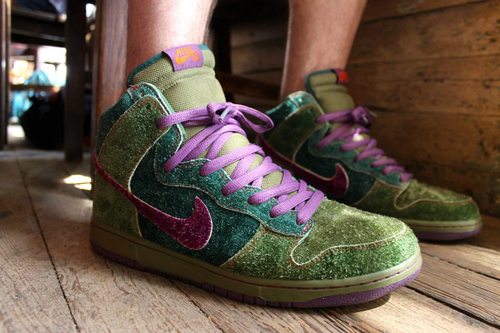 We are a group that has a love for sneakers. We have a passion for what we do and who we meet along our Journey has Sneakerheads.