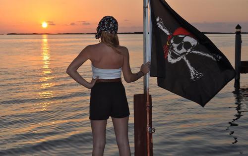 TLC554's profile picture. Theatre loving, video game playing, outdoorsy female, with a slight pirate obsession.