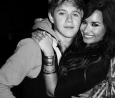 @NiallOfficial @ddlavato r not dating but they r meant 2 be 2gthr there so cute 2gthr