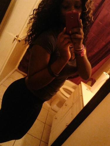 SmokeSum_Trick's profile picture. OSS Follow My nigga @Youpoocheese_ & _cluelessBEAUTY AND FOLLOW MEE TOO IM COOL DAB