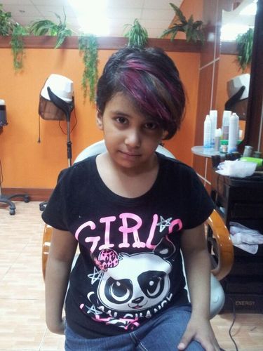 ‏‏سيدة اعمال املك مشغل للتجميل والخياطه ولدي خمس زهرات اتمنى لهم مستقبل عظيمااعتمد على نشاطي التجاري من والدي العزيز رحمه الله وجعله بجنات النعيم