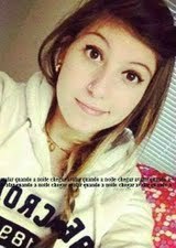 Sou ciumenta, boba, insegura, romântica, chorona, mandona, orgulhosa, irônica, sonhadora, exagerada e dramática. Gostou? Follow-me. *o*