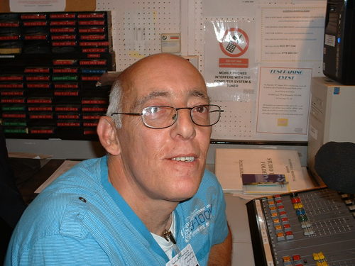 volunteer radio presenter @radioswb  on sunday victors fab 50s, monday swinging sixties, tuesday sensational 70s. station manager @ https://t.co/UNmzZW6i34