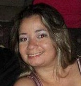 Me definir significa me conhecer, mas tambem me limitar. Prefiro me conhecer sem me limitar!