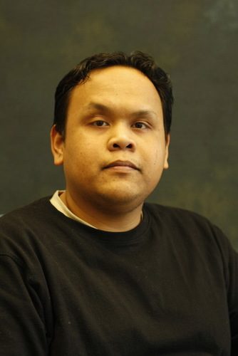 kelantanese, malaysian, researcher and works in Nilai, N9