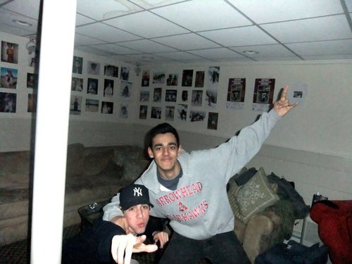 TheXMasCARROLL's profile picture. My life...in my own words I guessssssss! Fox U