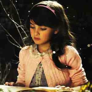 DC_AlexadriaH's profile picture. Mummy is @Mia_Lewington daddy is @Thatsherlock i like helping daddy with his cases. [RP]