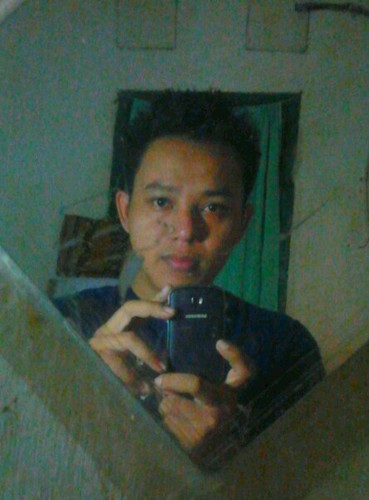 Pengen ketengah, eh minggir lagi minggir lagi